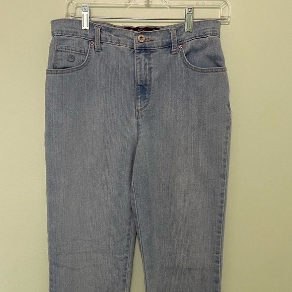 Gloria Vanderbilt Amanda jeans, stretch, good condition - Picture 2 of 10